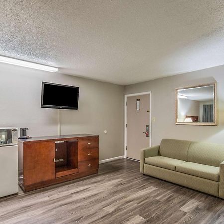 Econo Lodge Inn & Suites Yreka Bagian luar foto