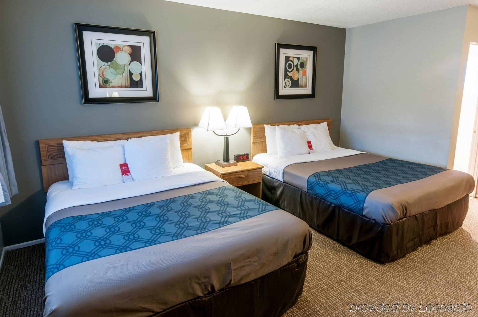 Econo Lodge Inn & Suites Yreka Bagian luar foto